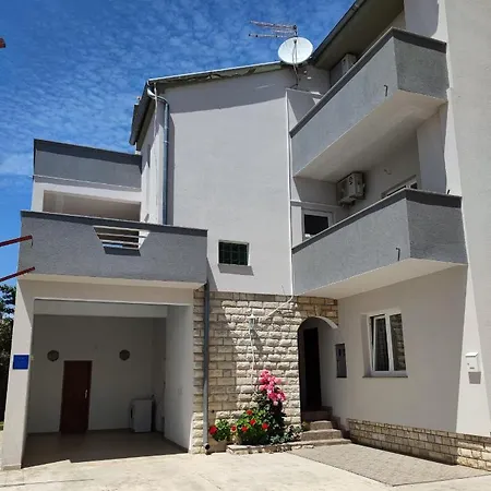 2 Zadar